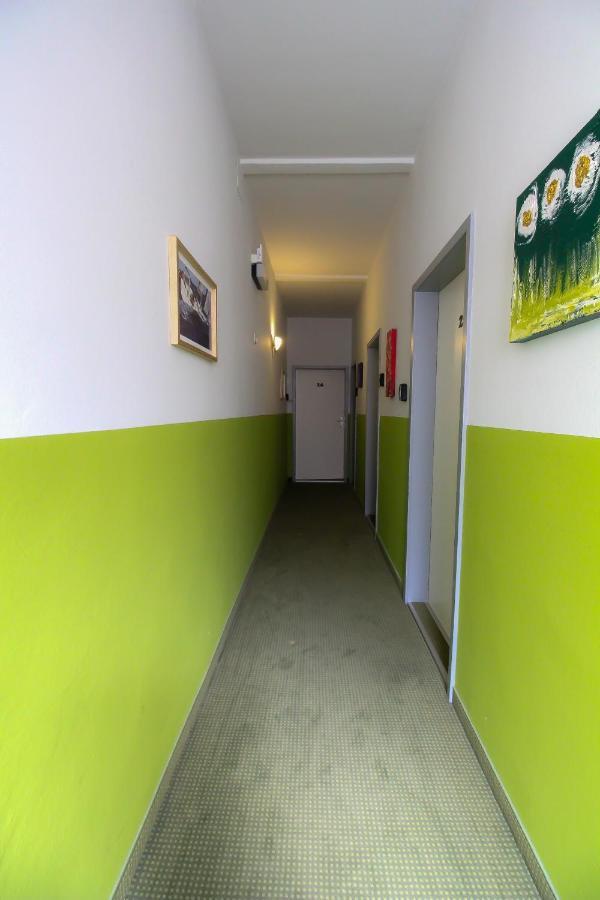 Queen Studio 3P Bs Вена Экстерьер фото